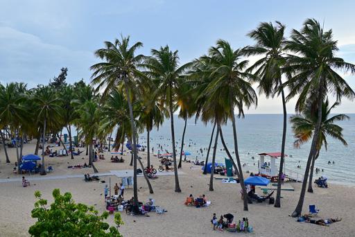 El Escambrón Beach